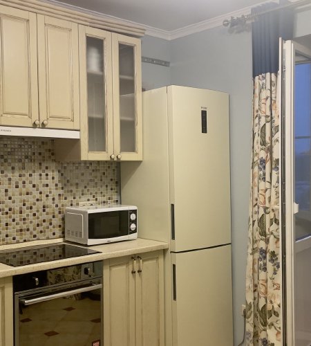 1-к. кв., евроремонт, ж/д 10 мин