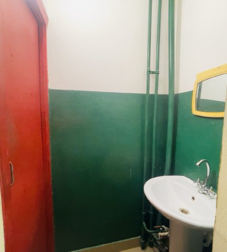 Продается комната в 2х-комн. кв.