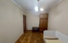 Продается  комната в 3-х к. кв.