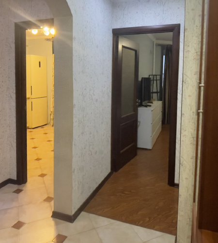 1-к. кв., евроремонт, ж/д 10 мин