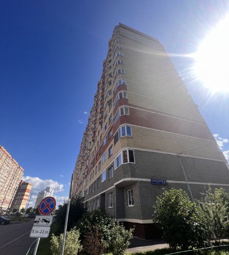 1 ккв.п.Свердловский,Молодежная 3