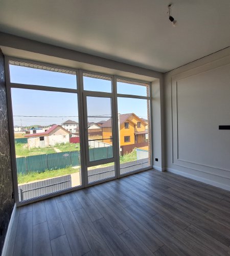 Дом 167 м.кв. п. Литвиново парк