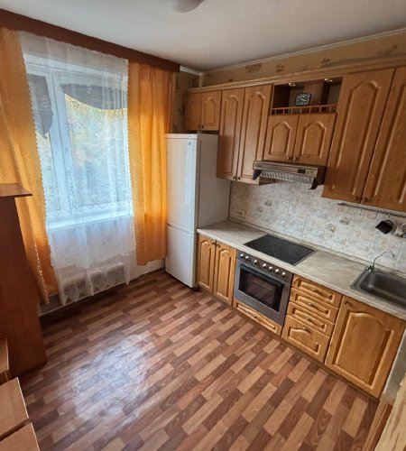 2ккв.г.Королёв,Исаева 4