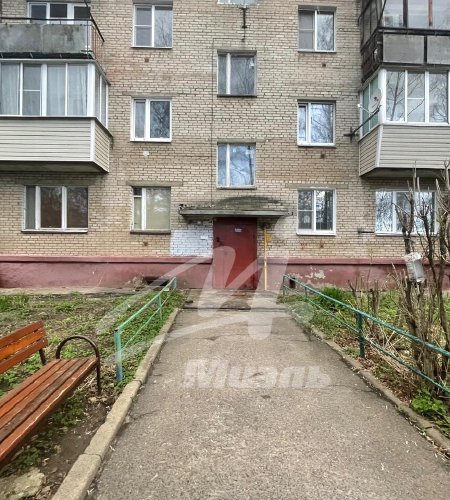 В продаже комната в 2-к. квартире