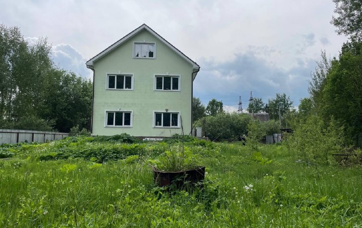 Коттедж на участке 15 соток