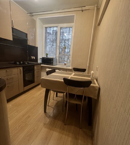 2 к.кв, Москва,Измайловский б-р 4